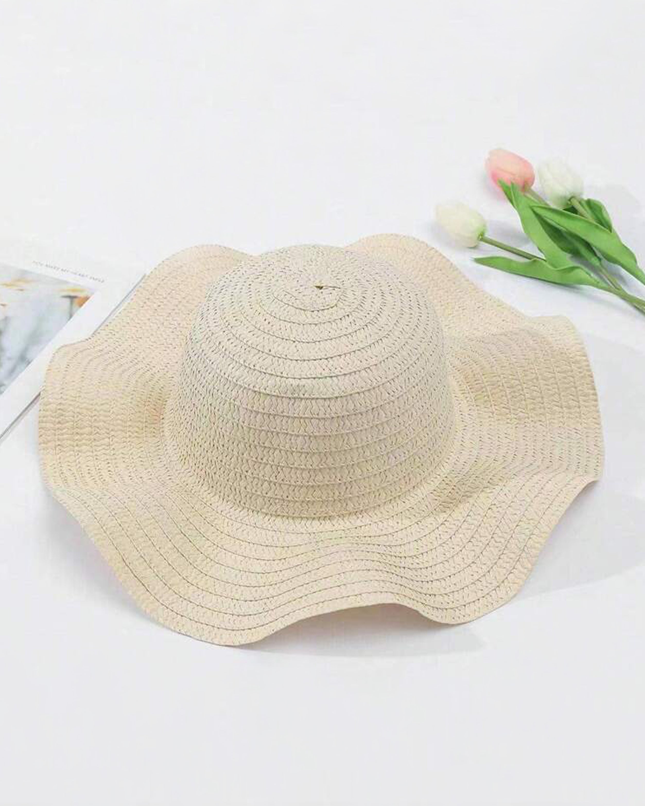 HAND-WOVEN STRAW BEIGE HAT