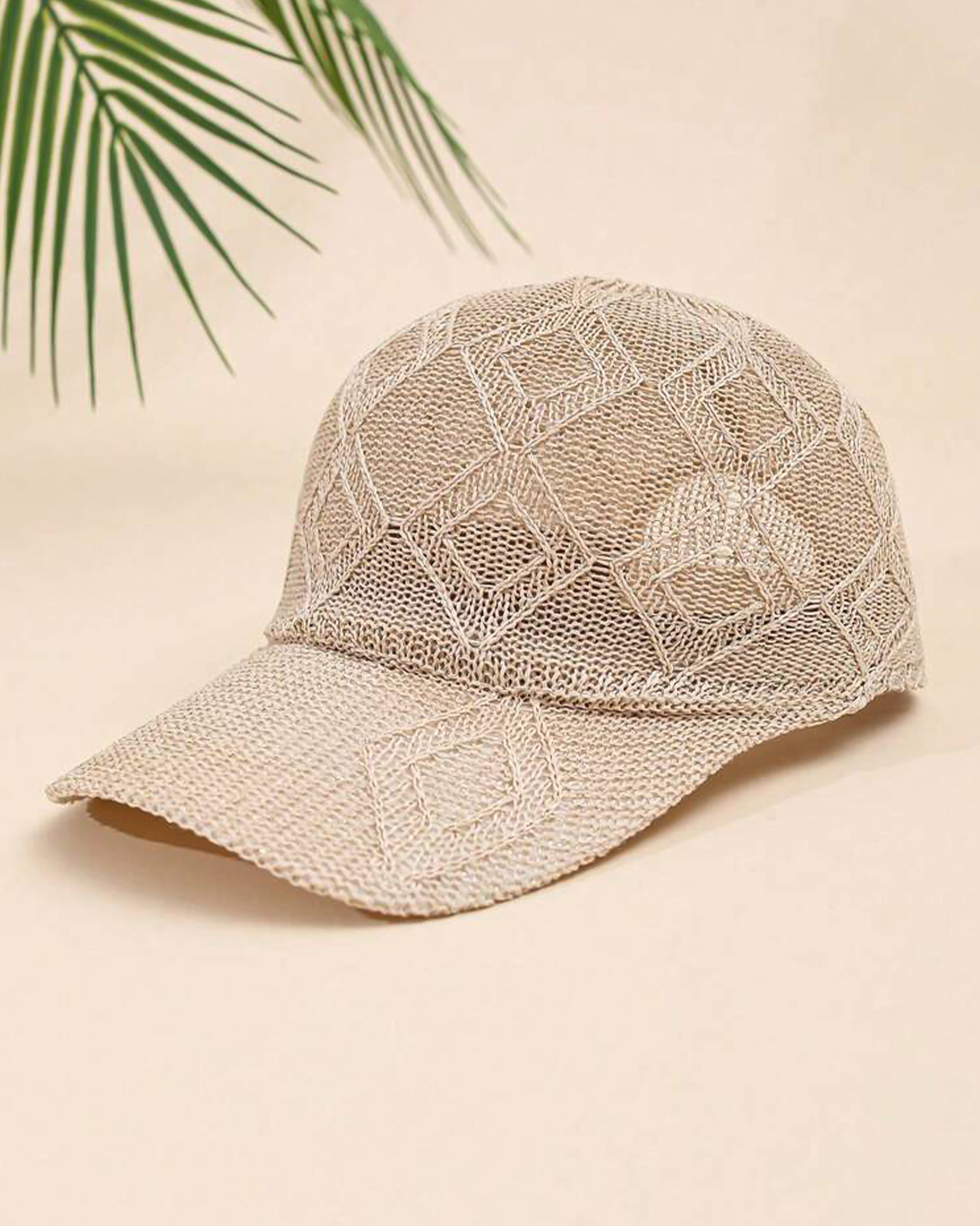 BEIGE TRUCKER CAP