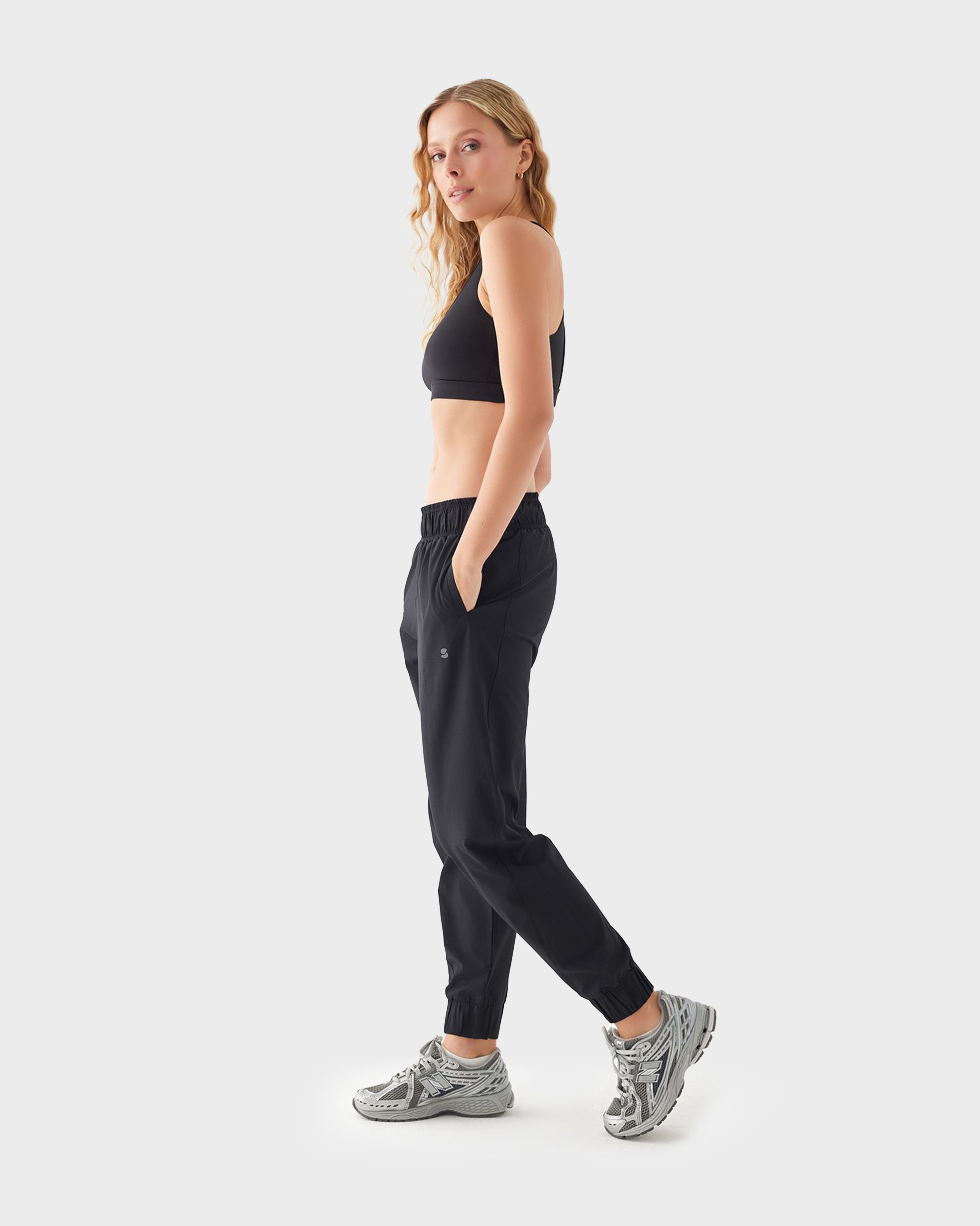 NOVA PARACHUTE SPORTS PANTS BLACK