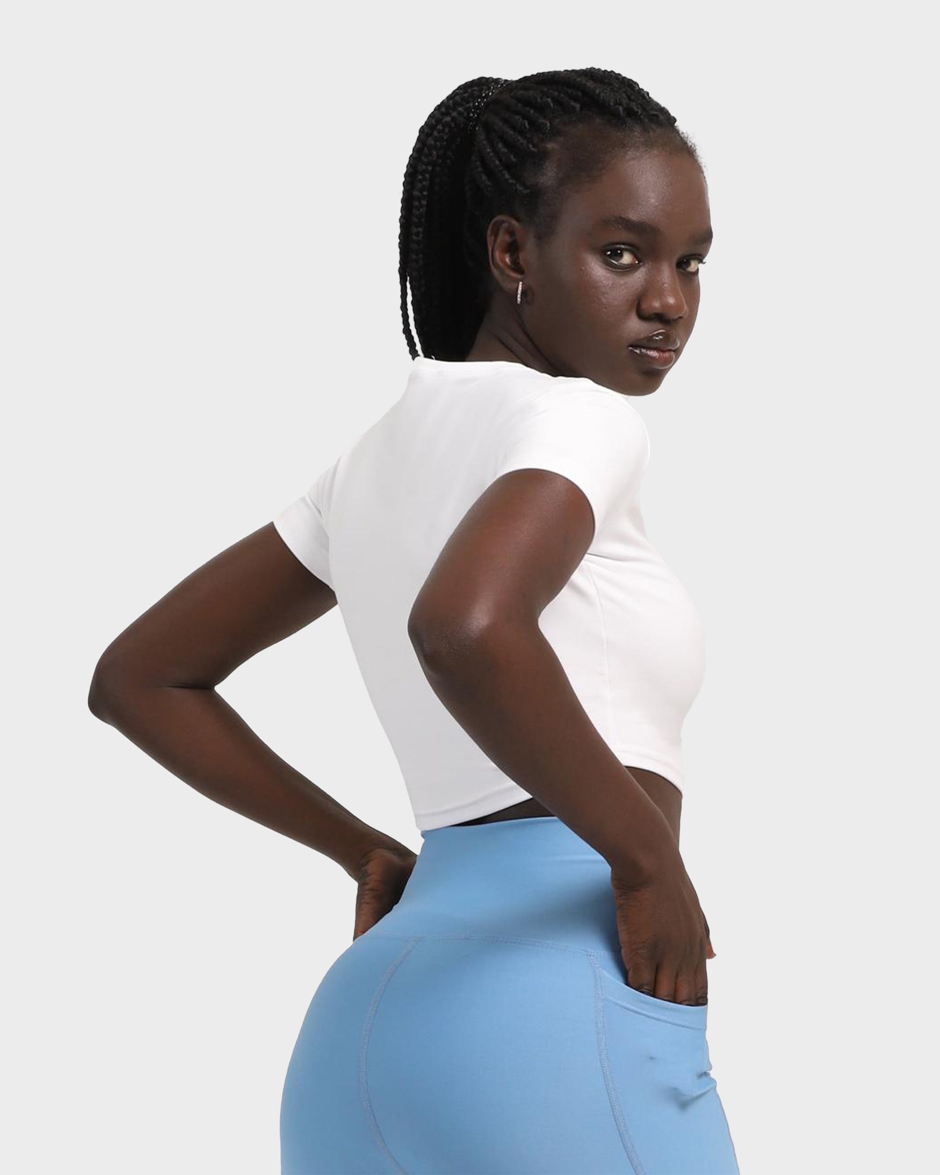 SPORTS SHORT SLEEVE CROP TOP WHITE