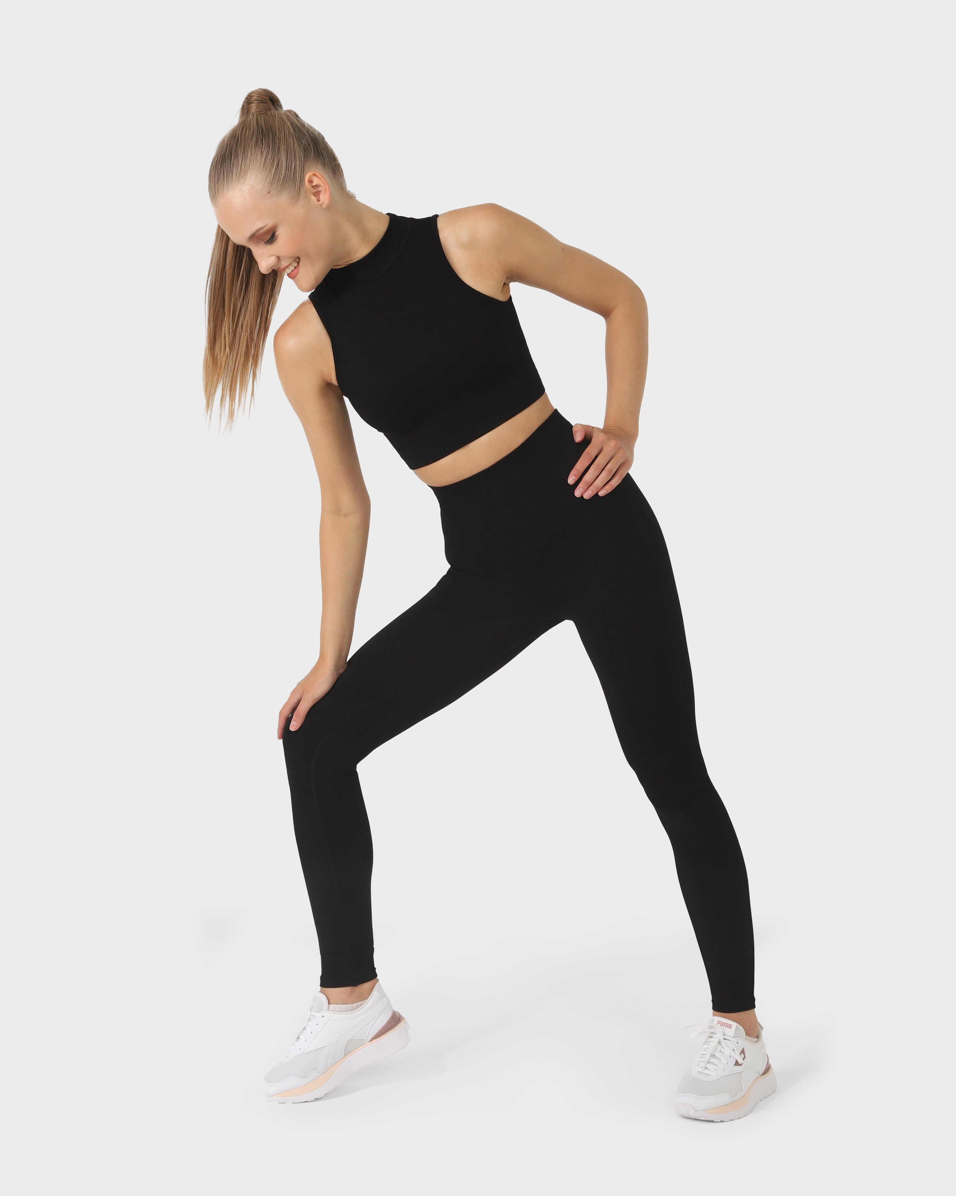 SEAMLESS SPORTS BRA BLACK