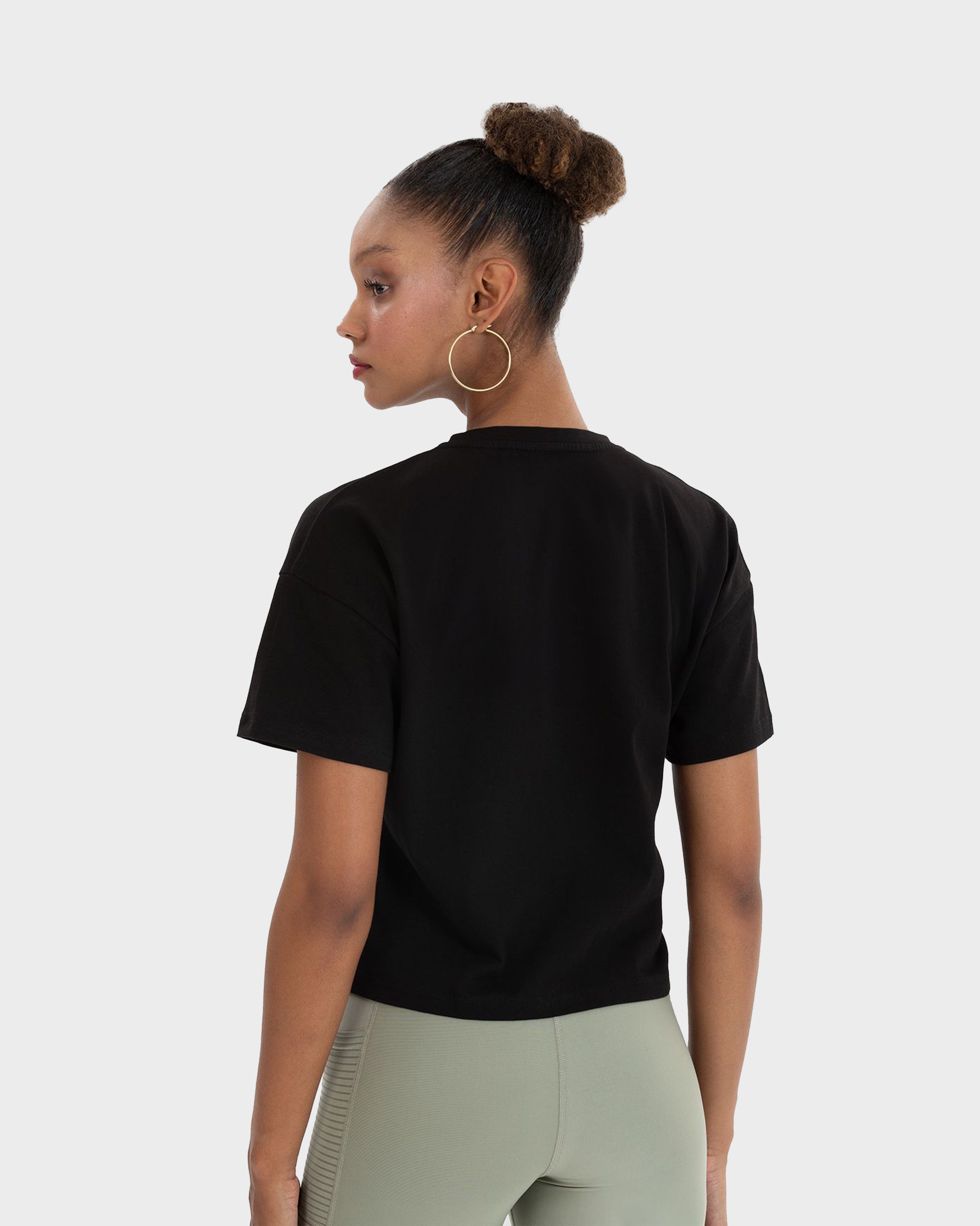 LILY WOMEN’S OVERSIZE CROP T-SHIRT BLACK