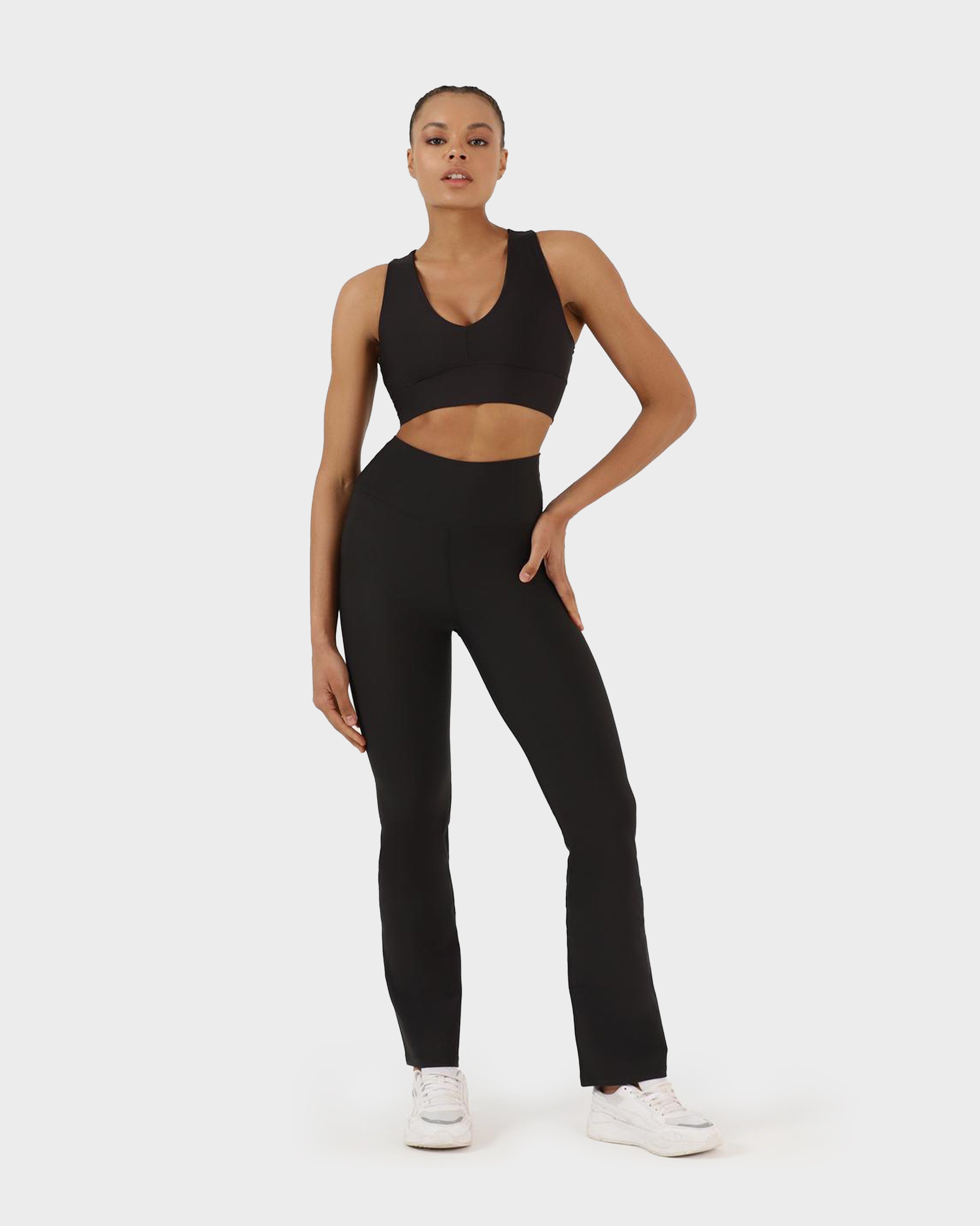 NICHOLE SPORTS BRA BLACK