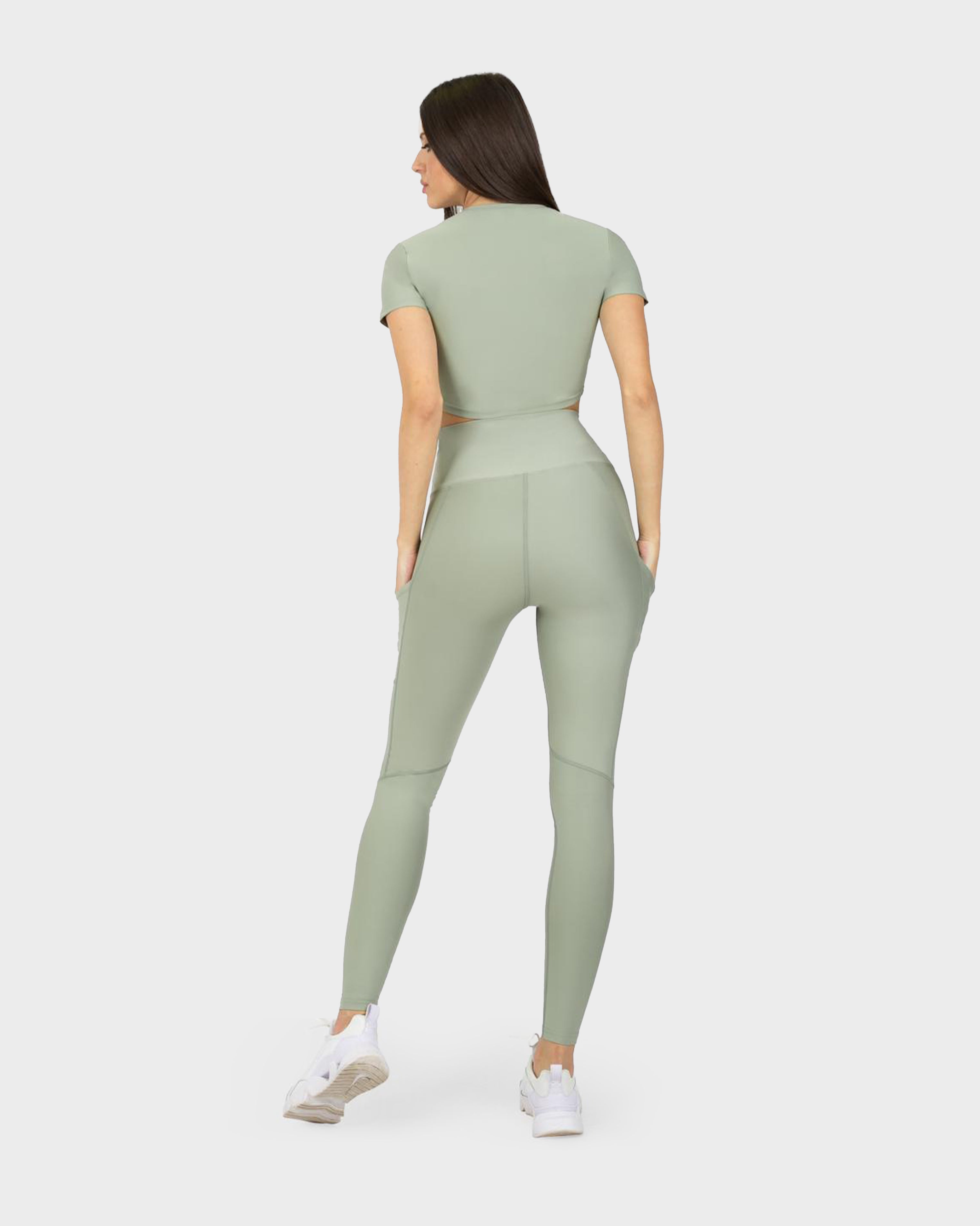 SPORTS SHORT SLEEVE CROP TOP L.GREEN