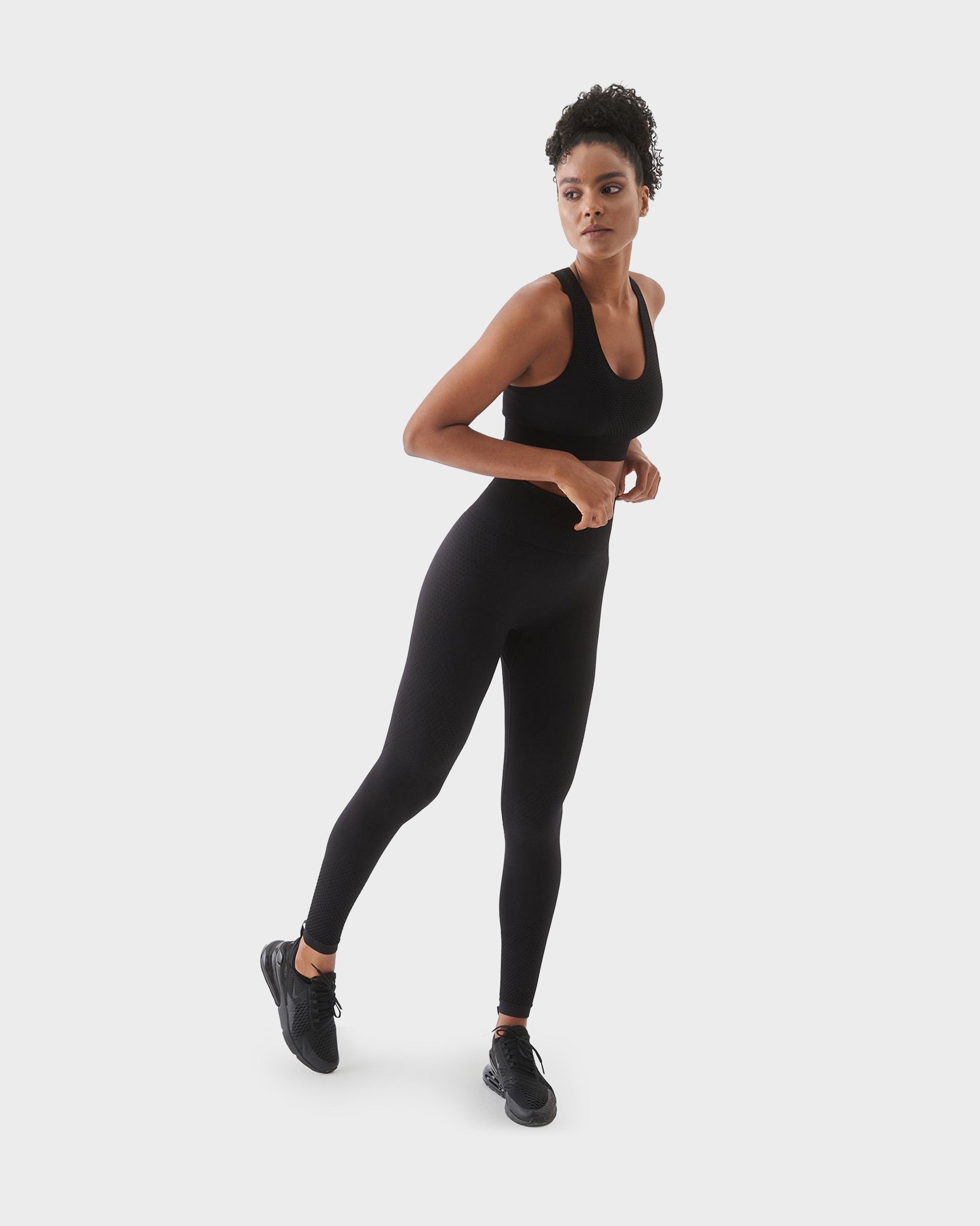 RHEA SEAMLESS H-W SPORTS LEGGING BLACK