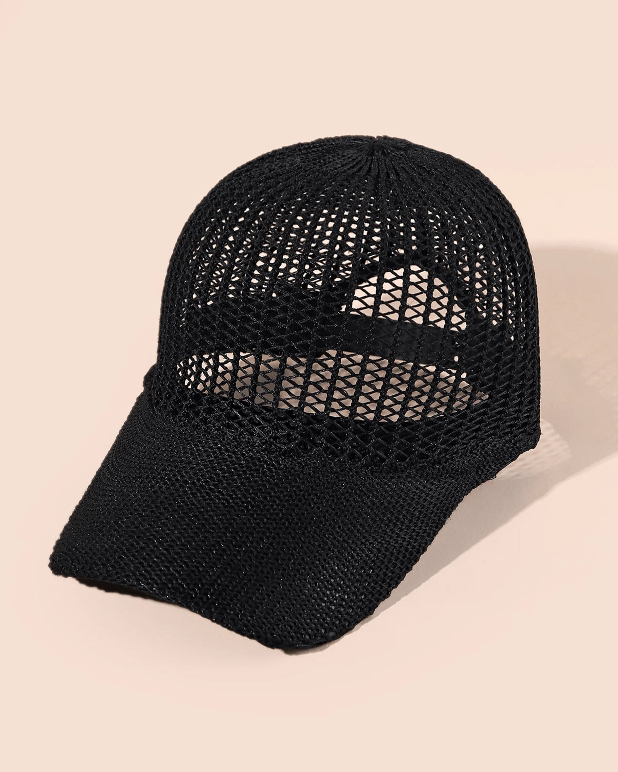 BLACK BASEBALL CAP