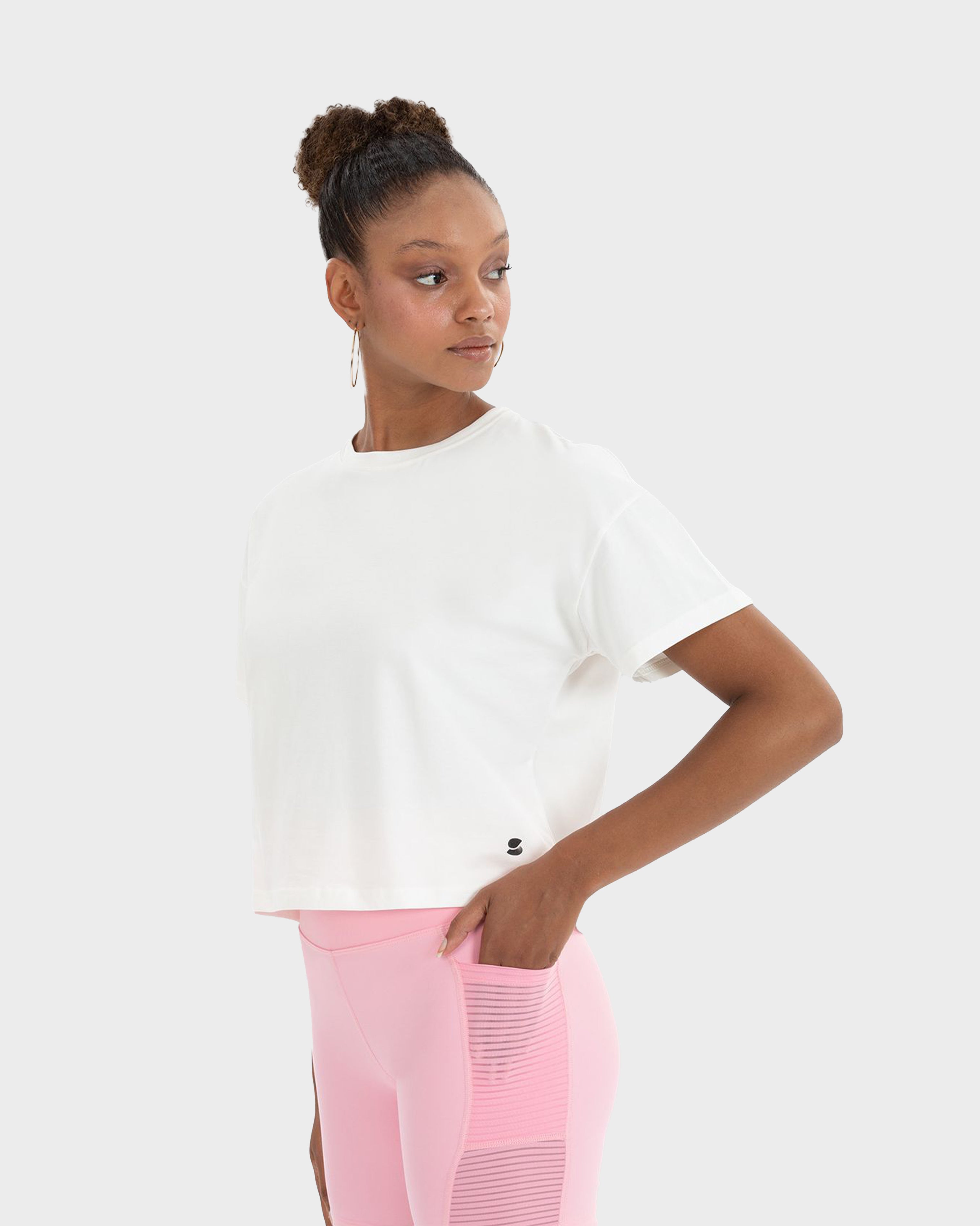 LILY WOMEN’S OVERSIZE CROP T-SHIRT ECRU