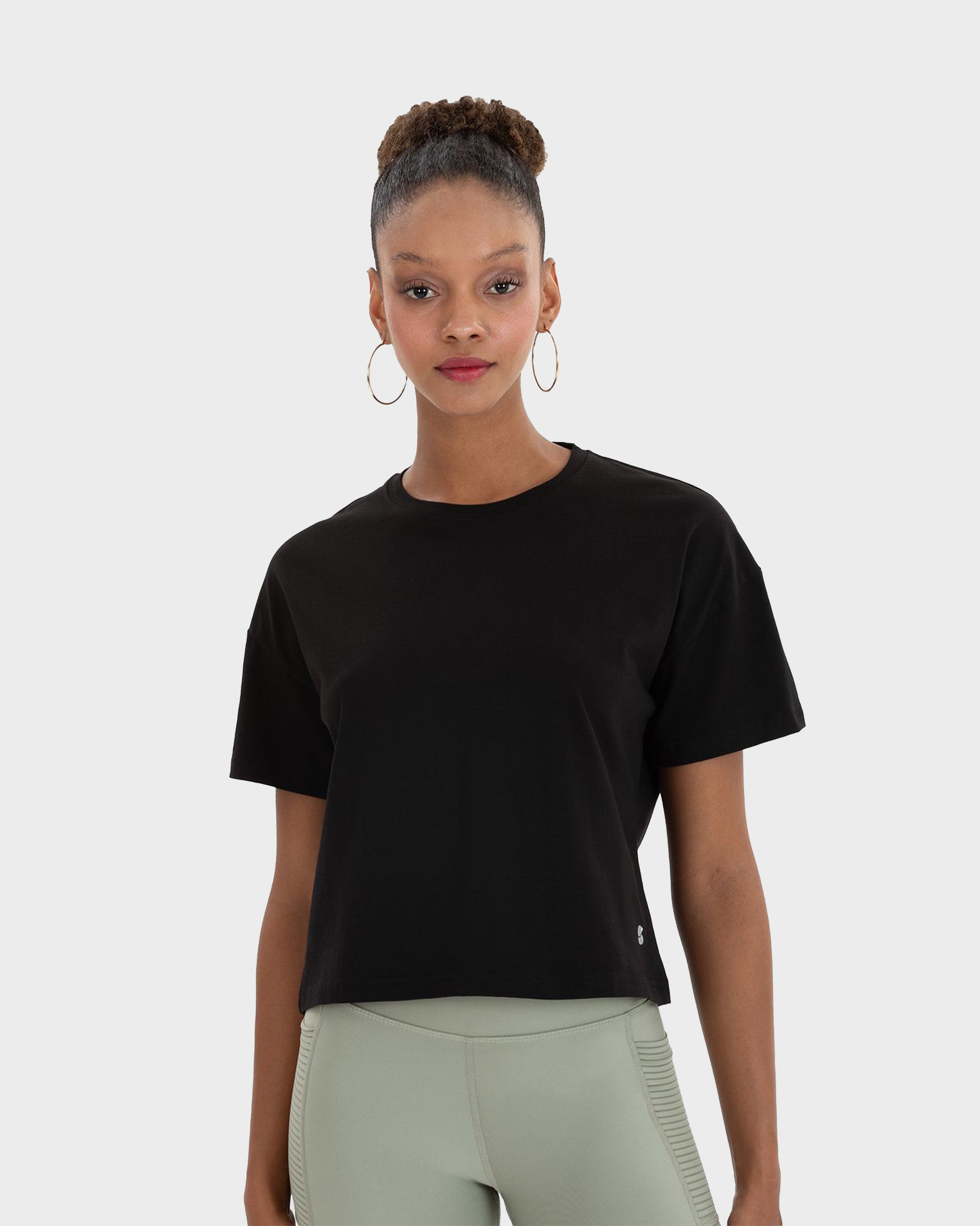 LILY WOMEN’S OVERSIZE CROP T-SHIRT BLACK