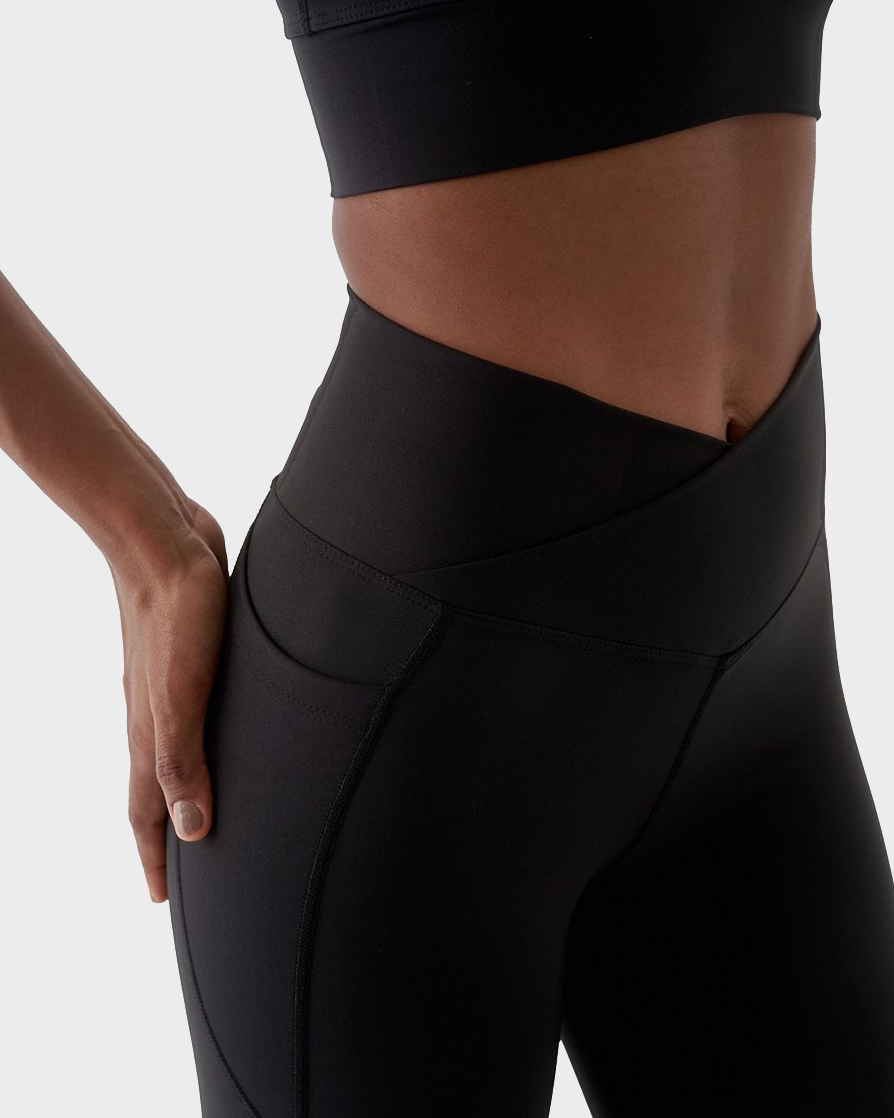 ADELE V BELT SPORTS LEGGINGS BLACK