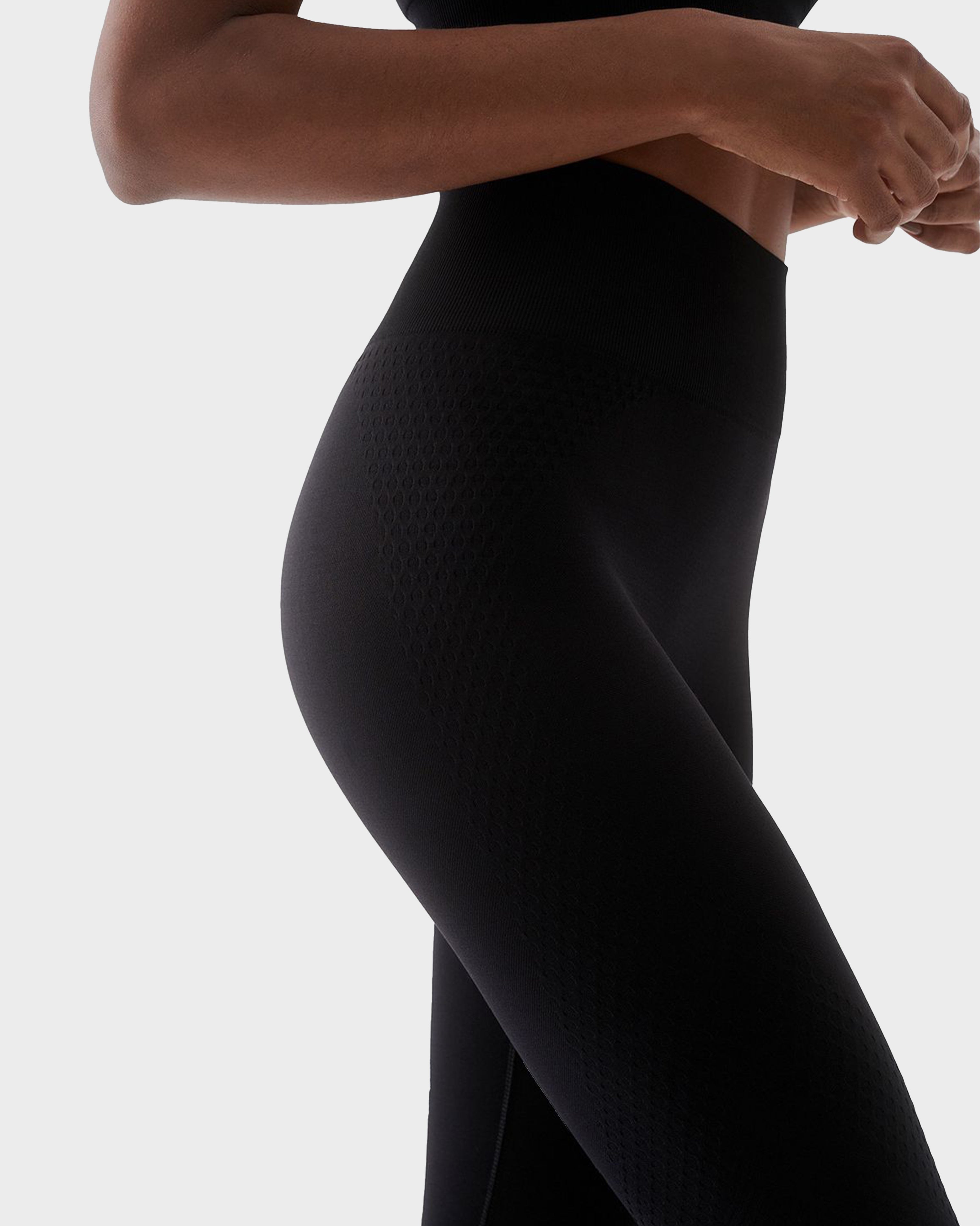 RHEA SEAMLESS H-W SPORTS LEGGING BLACK