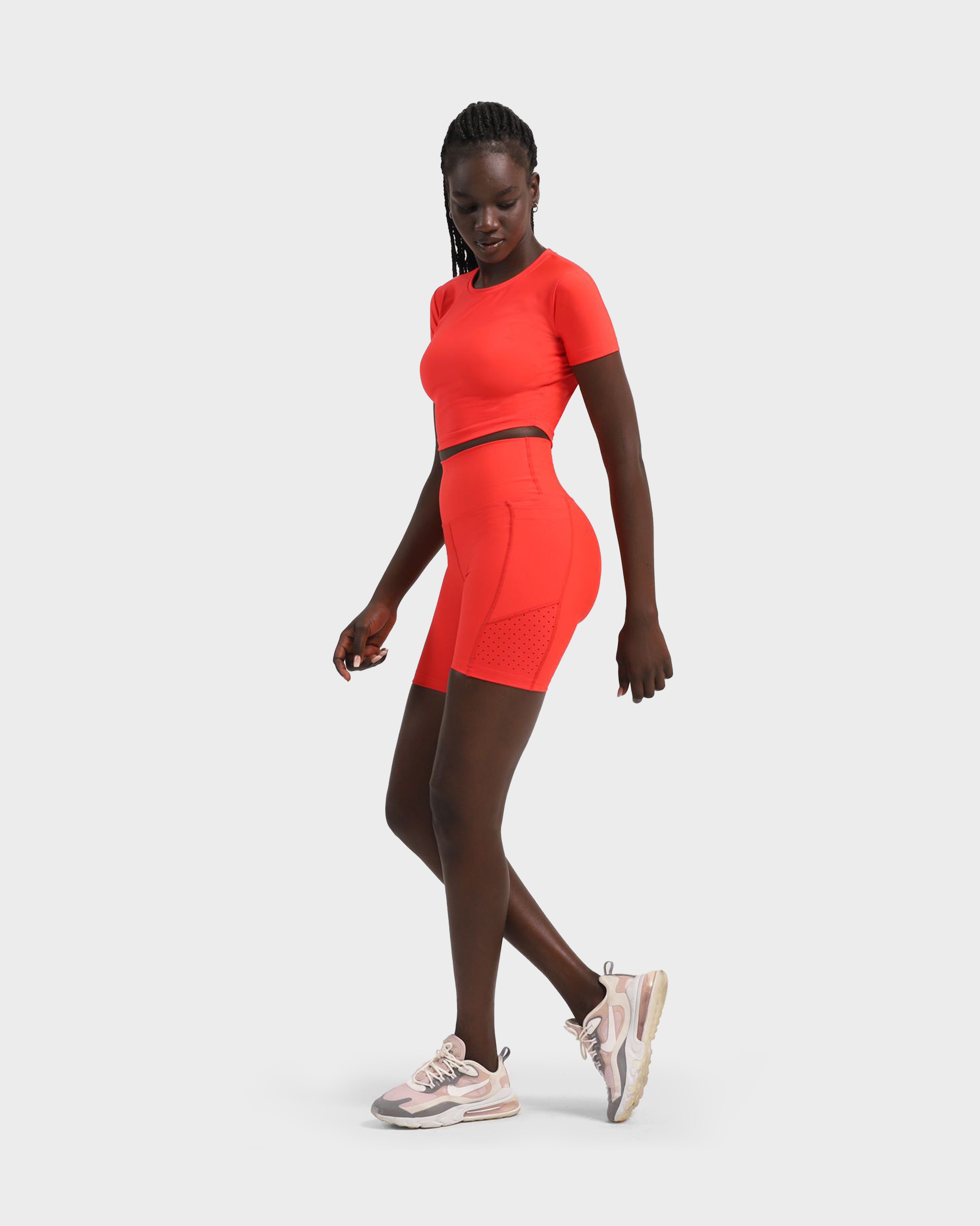 LASER-CUT POCKET SHORT TIGHTS VERMILION