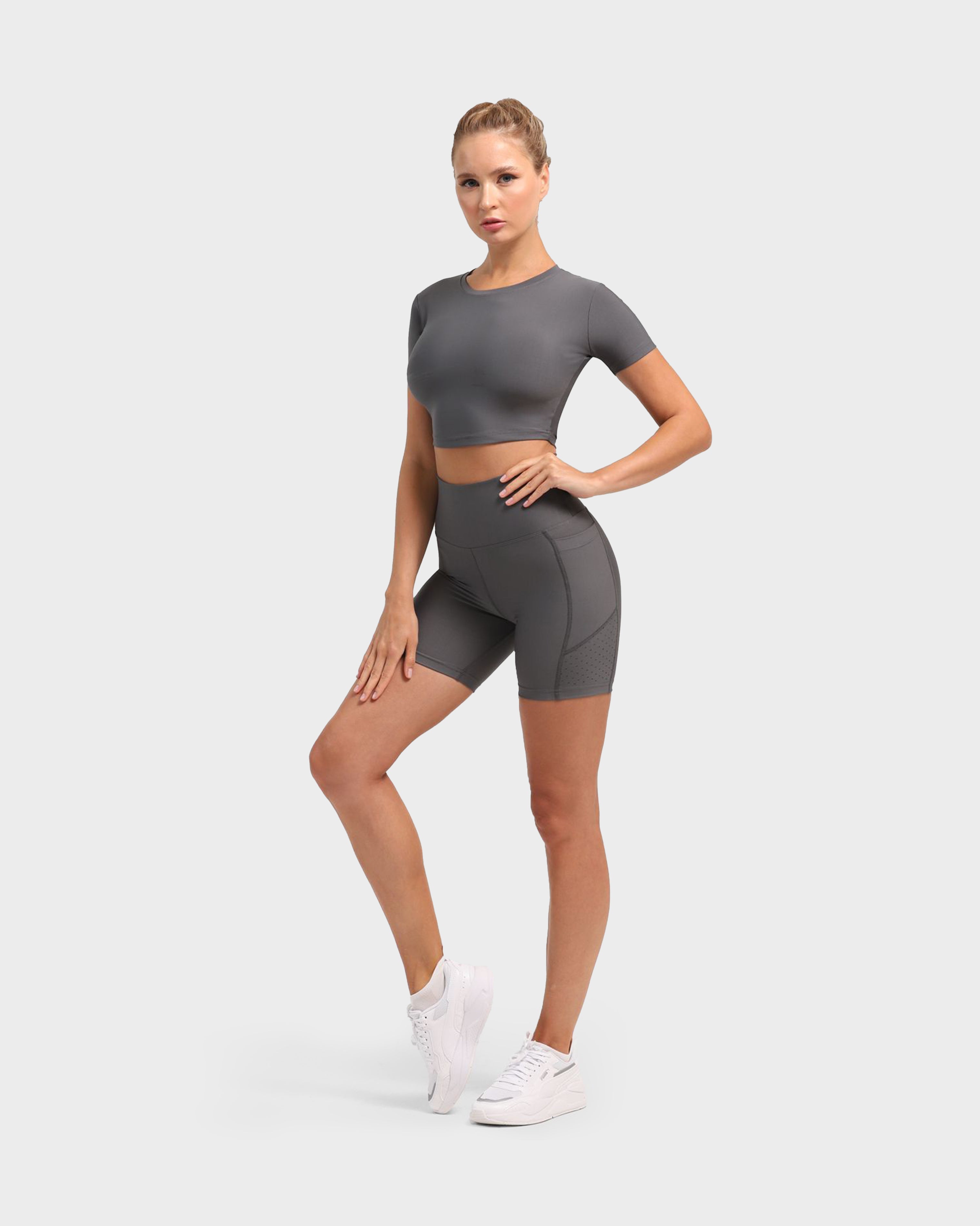 LASER-CUT POCKET SHORT TIGHTS D.GREY