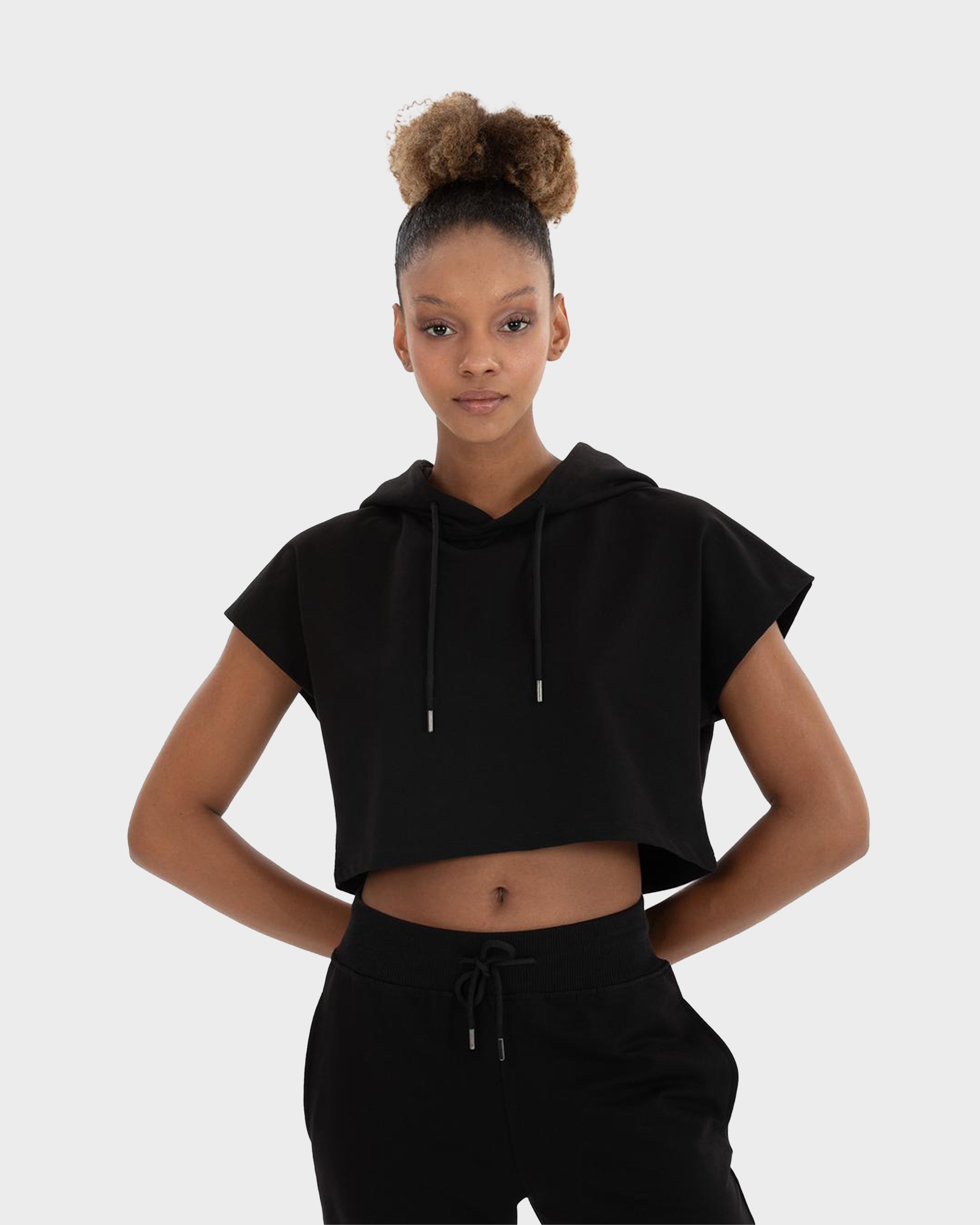 ALICE SLEEVELES CROP HOODIE BLACK