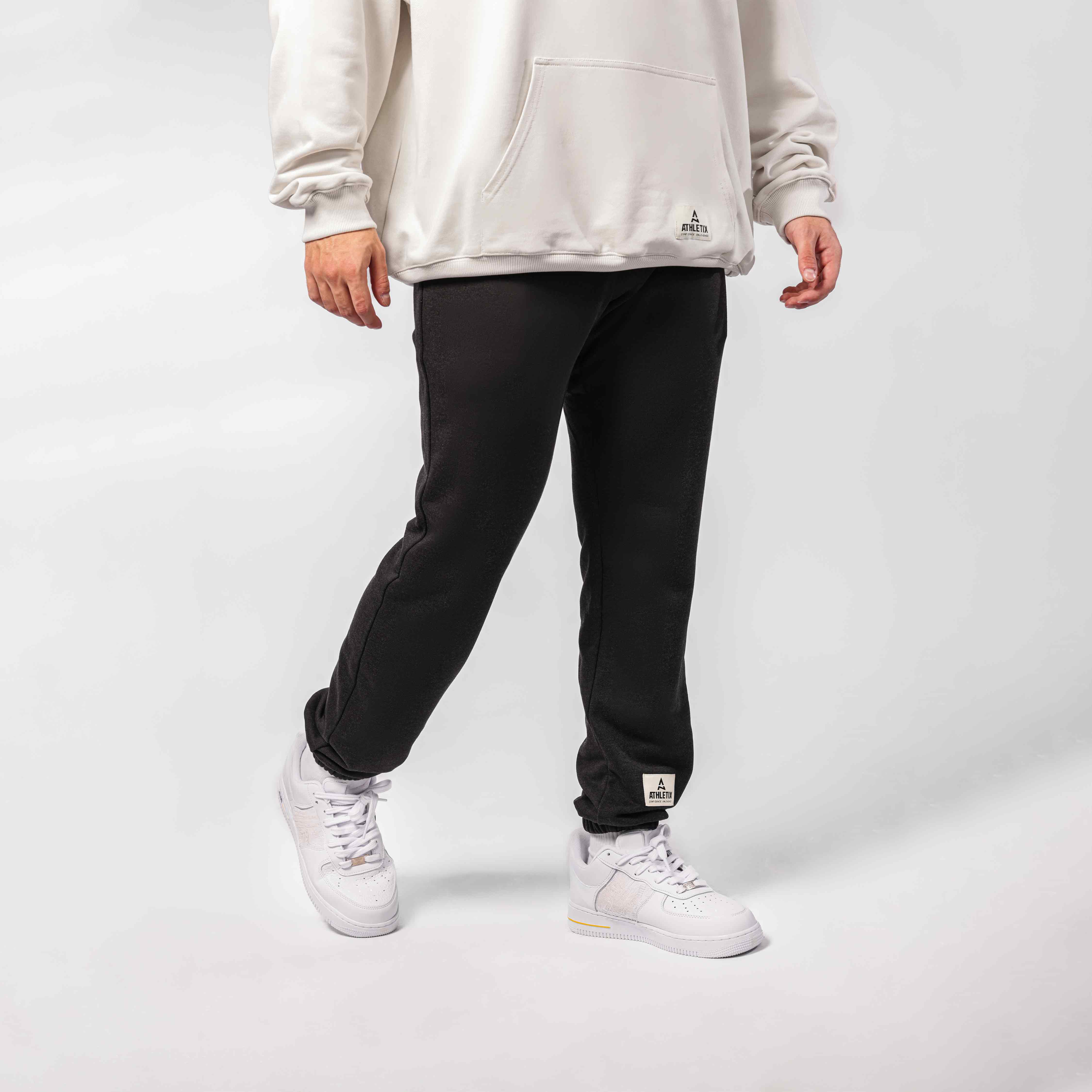 SMOKED GREY SWEATPANTS