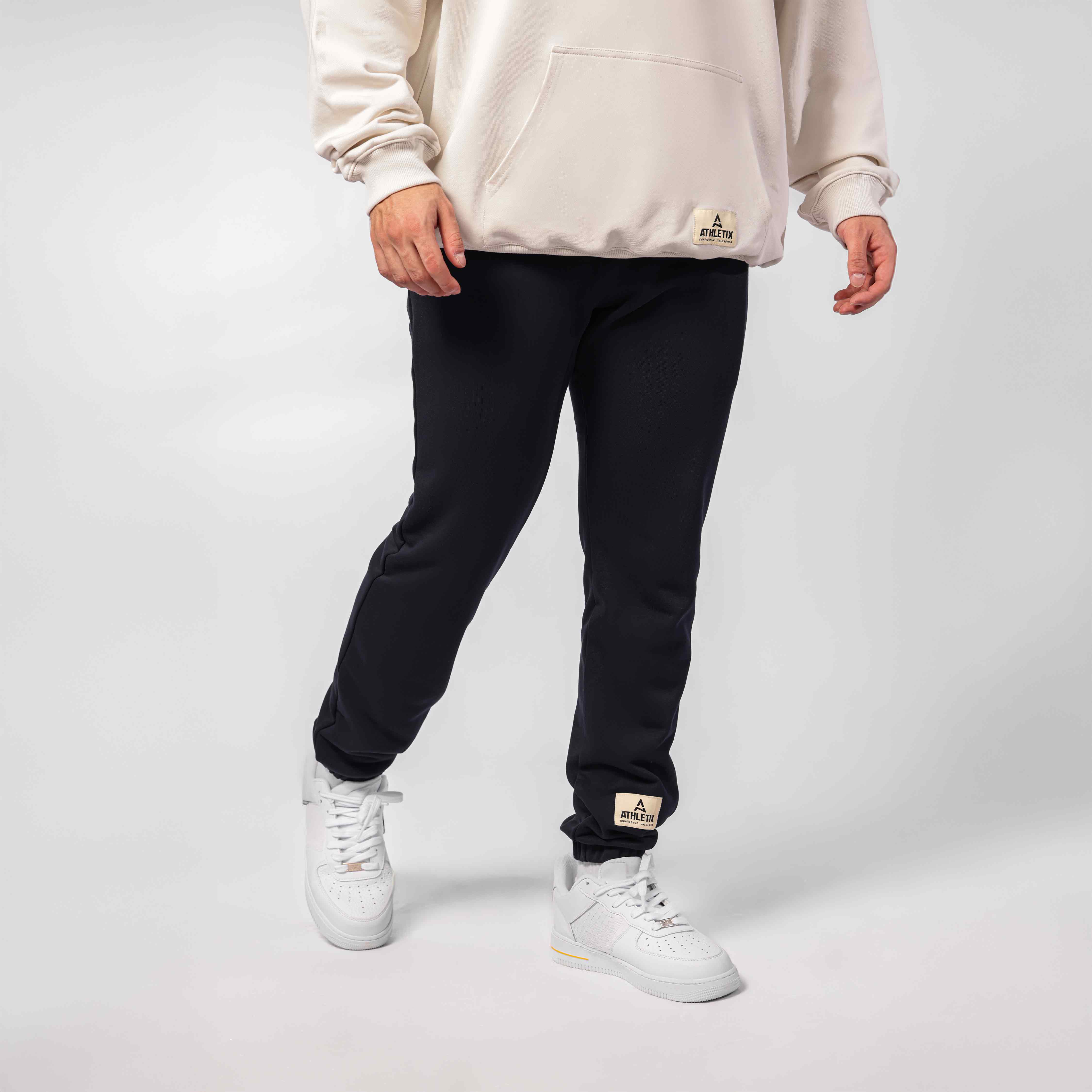 NAVY BLUE SWEATPANTS