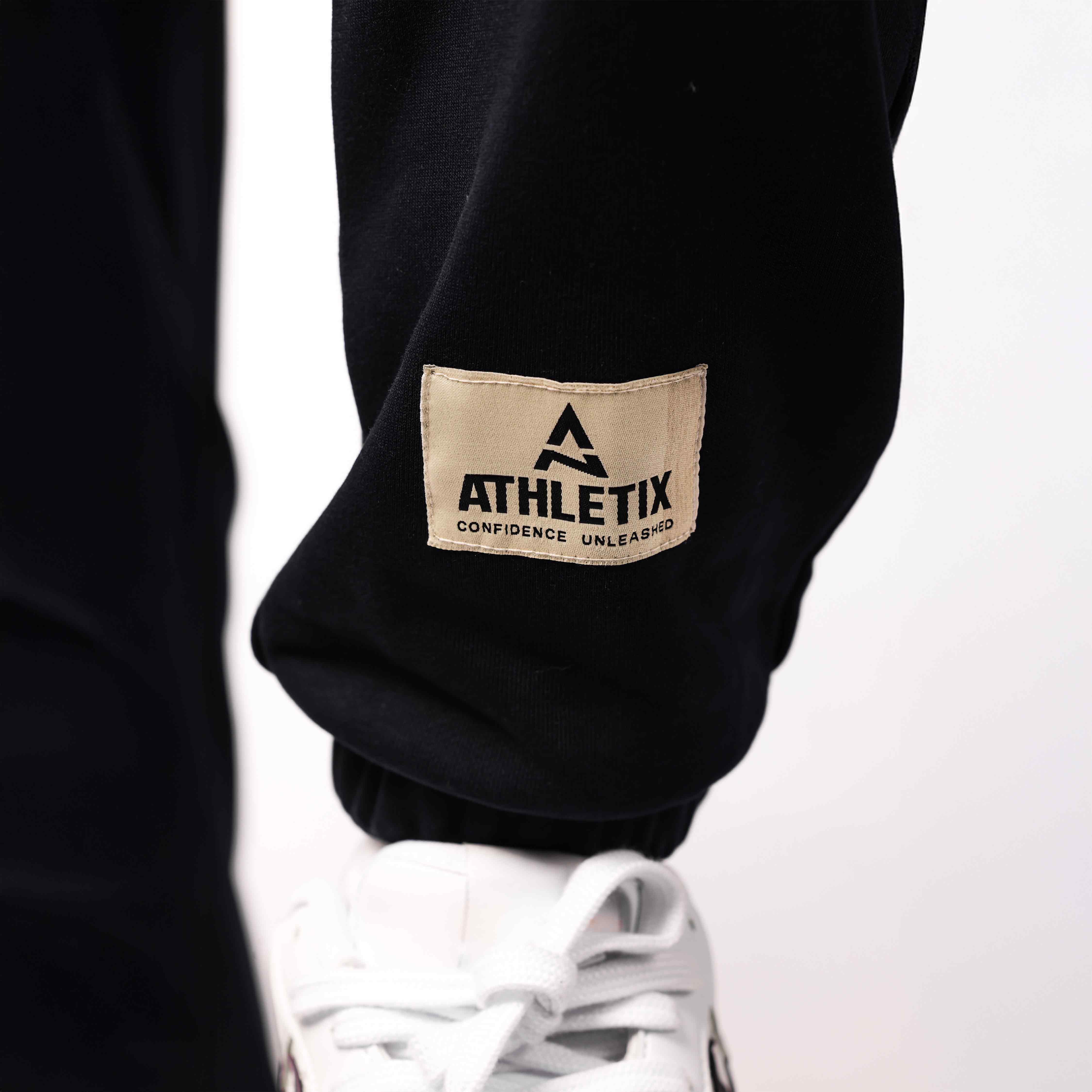 NAVY BLUE SWEATPANTS