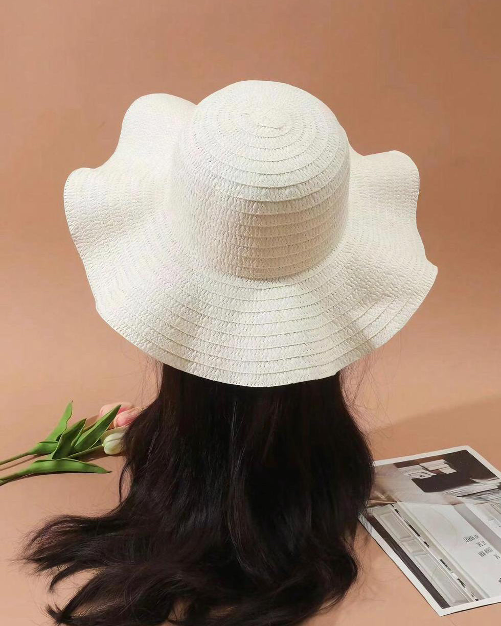 BEIGE BEACH HAT